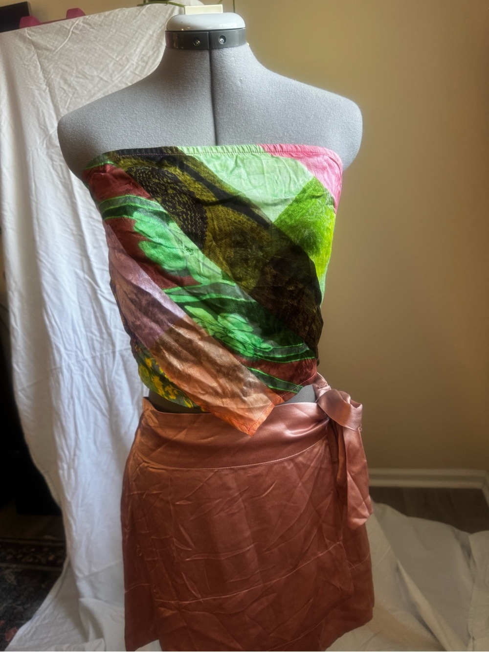 Nasty Gal Multi-Color scarf top size 10 nwt